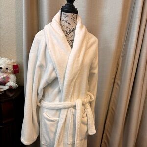 White robe